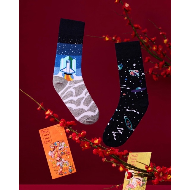 Vớ Vũ Trụ"Space Trip" Chất Liệu 80% Cotton Mang Lại Cảm Giác Thoáng Khí.