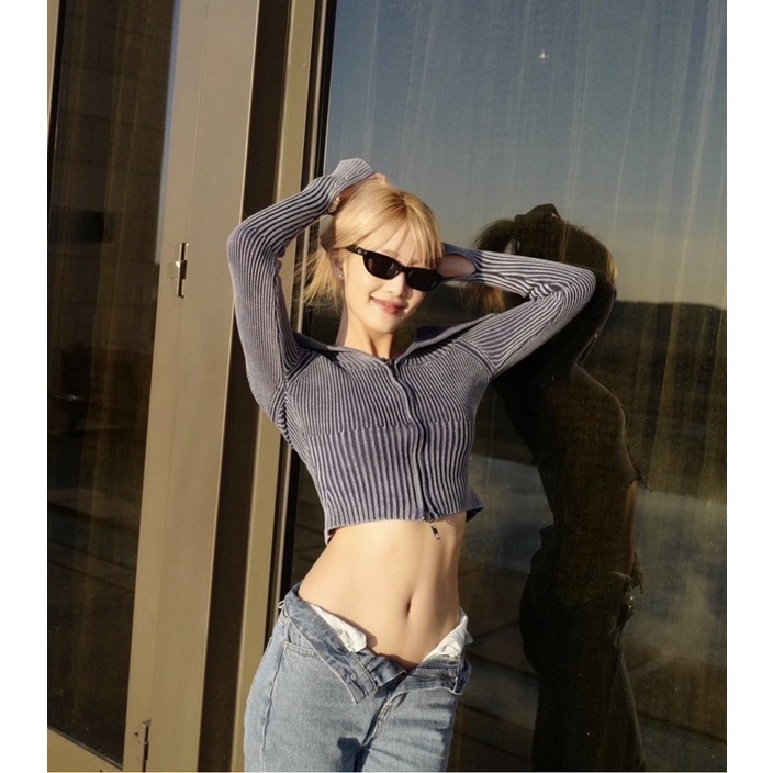 Áo kiểu trễ vai màu xanh giống Jennie Blackpink, Minnie GIDLE