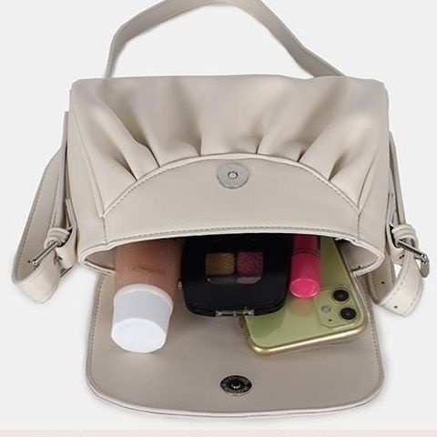 Túi Xách Đeo Vai / Kẹp Nách Hình Đám Mây Chất Liệu Sáp Mềm Mại Thời Trang Dành Cho Nữ