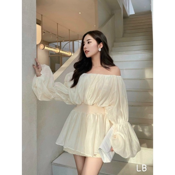 Jum Tơ Trễ Vai Tay Bồng