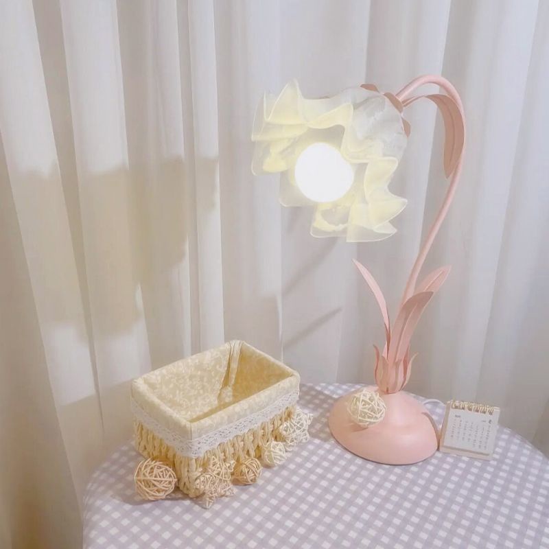 Đèn Ngủ Để Bàn Họa Tiết Hoa Phong Cách Retro Mỹ