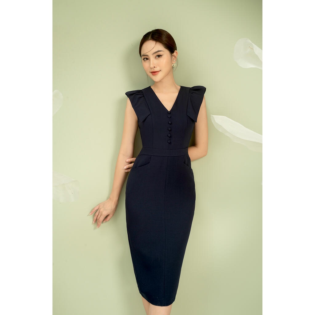 Đầm dáng ôm, cổ V, đính cúc bọc TT MMOutfit DA0522490