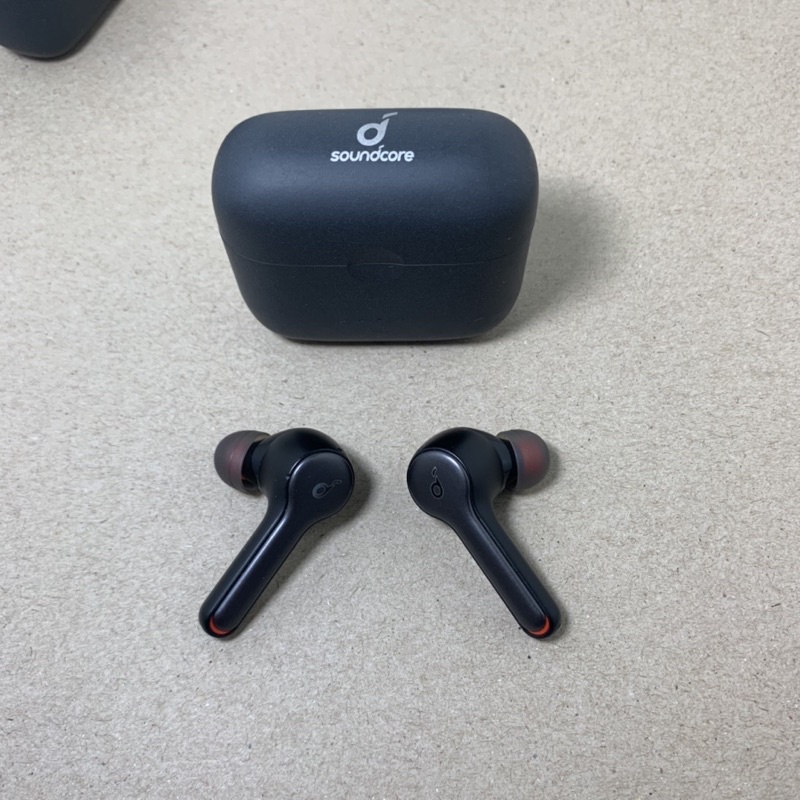 Tai nghe Soundcore Liberty Air 2