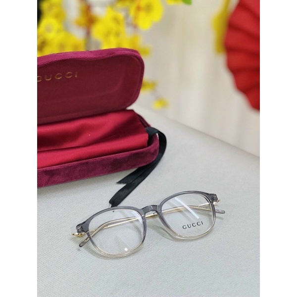 Mắt kính gọng cat