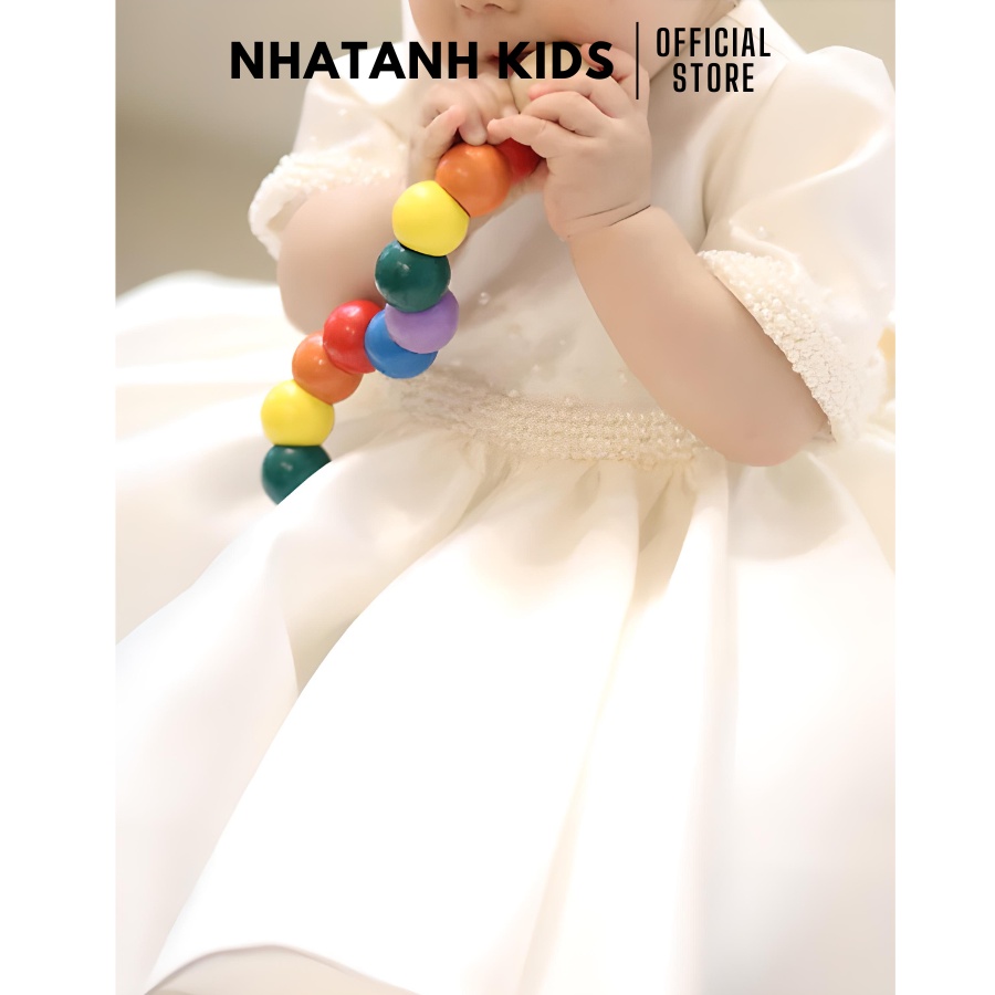 Đầm công chúa bé gái NHATANH KIDS tay viền ngọc màu trắng cho bé từ 0-12 tuổi NA19