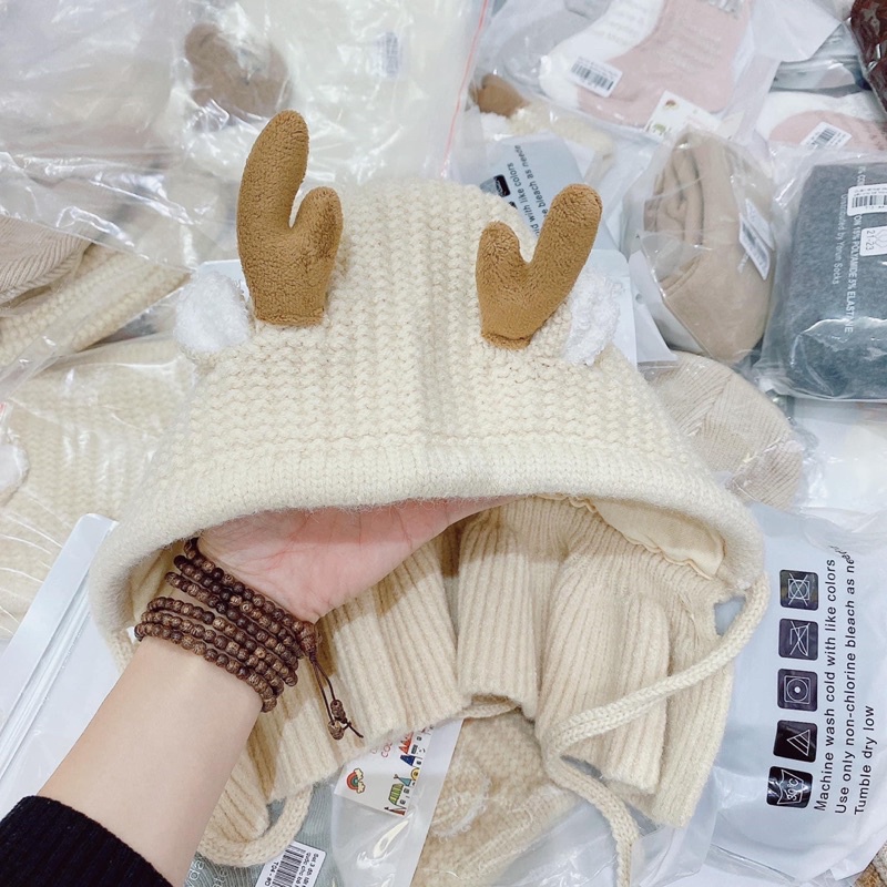 Mũ nón len kèm khăn quàng cổ mùa đông gắn sừng hươu dễ thương cho bé Nana's Kid