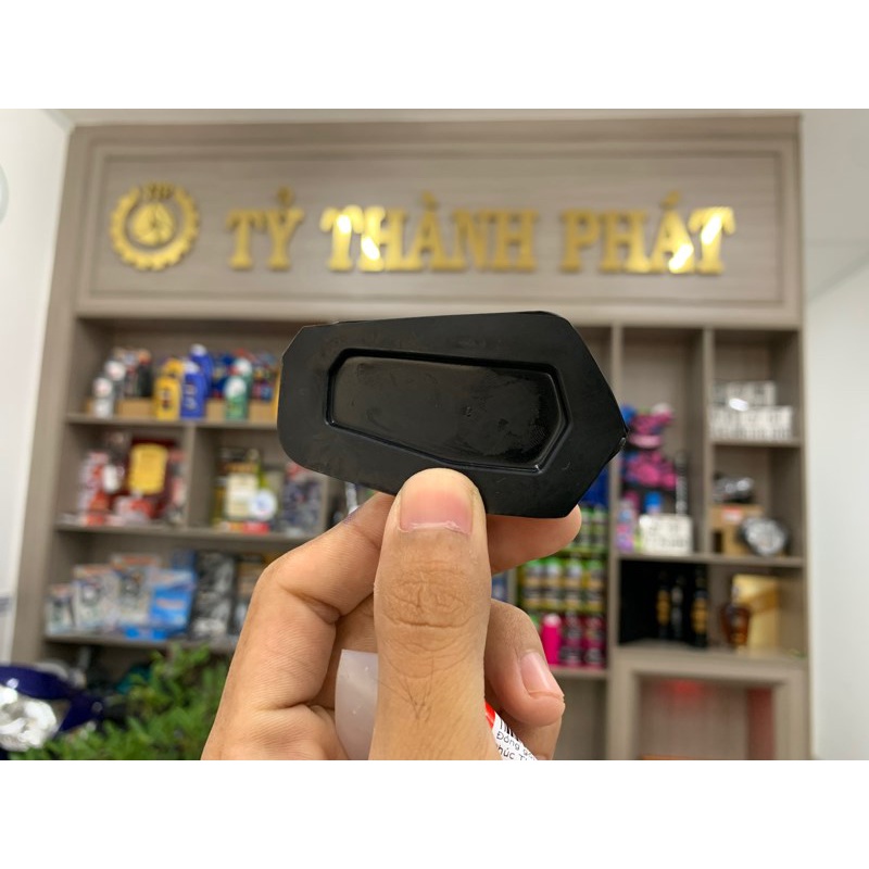 Cao su tay E Future 125 lớn