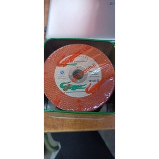 Đá cắt cá sấu 107x 1.2x 16 mm hộp sắt.