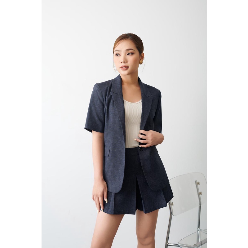 SET Áo blazer tay ngắn oversize và quần váy xếp ly thời trang GAGO màu xanh đen caro nhí GA4242 GO4250