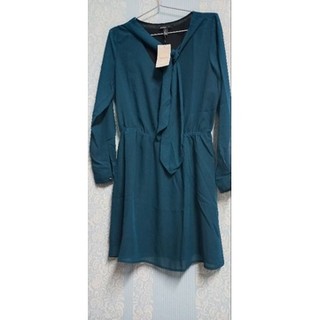 đầm body vero L