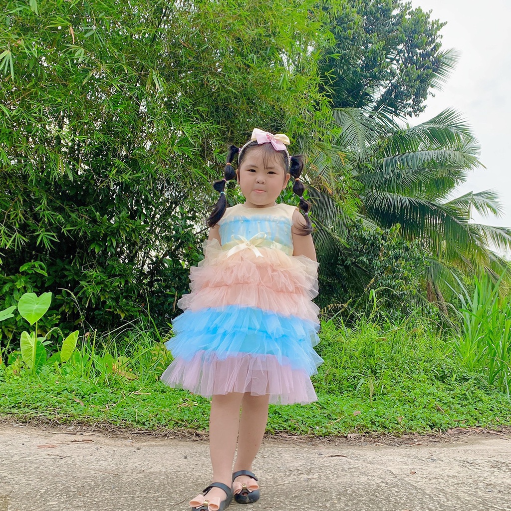 Váy công chúa cho bé gái 6 tầng tặng kèm cài size to 16kg đến 28kg