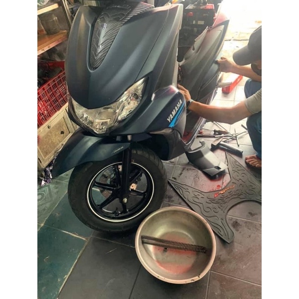 Lò xo phuộc trước zin dài cho các loại xe, giúp tăng đàn hồi.