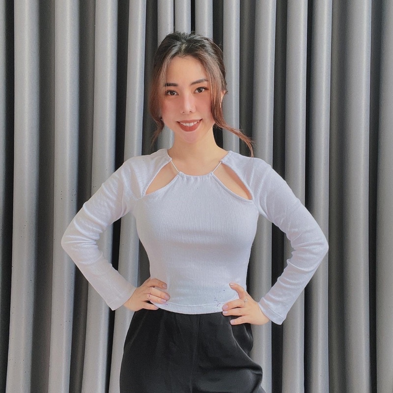 Áo zara khoét cutout vai hot hit chất thun co giãn