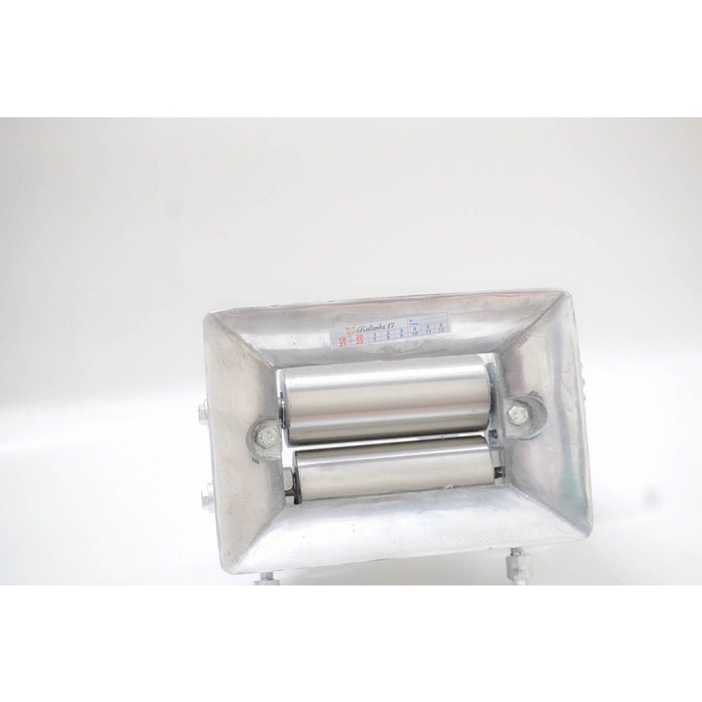 Máy cán khô mực lõi inox Leafmusic LF022 Switch Máy Cán Mực Khô Bằng Tay Kích thước: 25 x 20 x 10cm