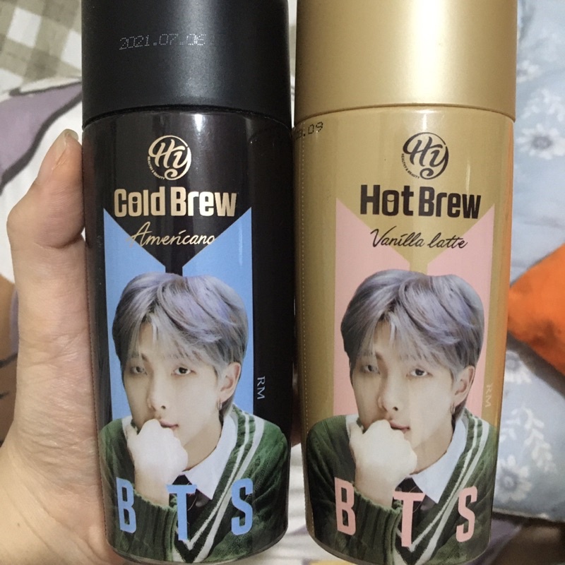 vỏ lon / chai cà phê BTS trang trí