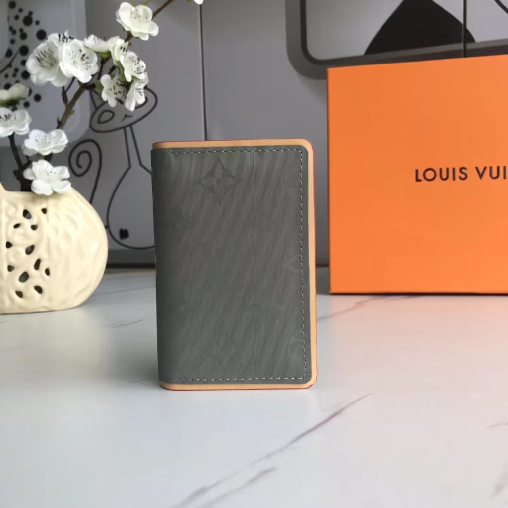 Ví Louis Vuitton LV Đựng Thẻ M6323 Sang Trọng Cho Nam
