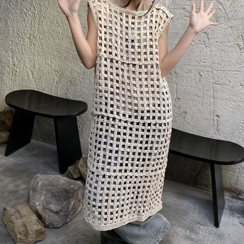 Đầm lưới kem
