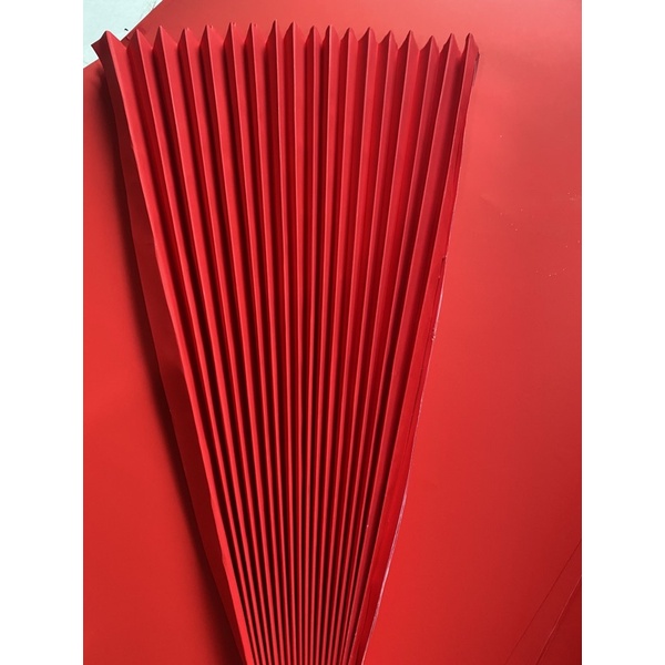 giấy đỏ nhung gấp sẵn nếp gấp kích thước 50x80cm