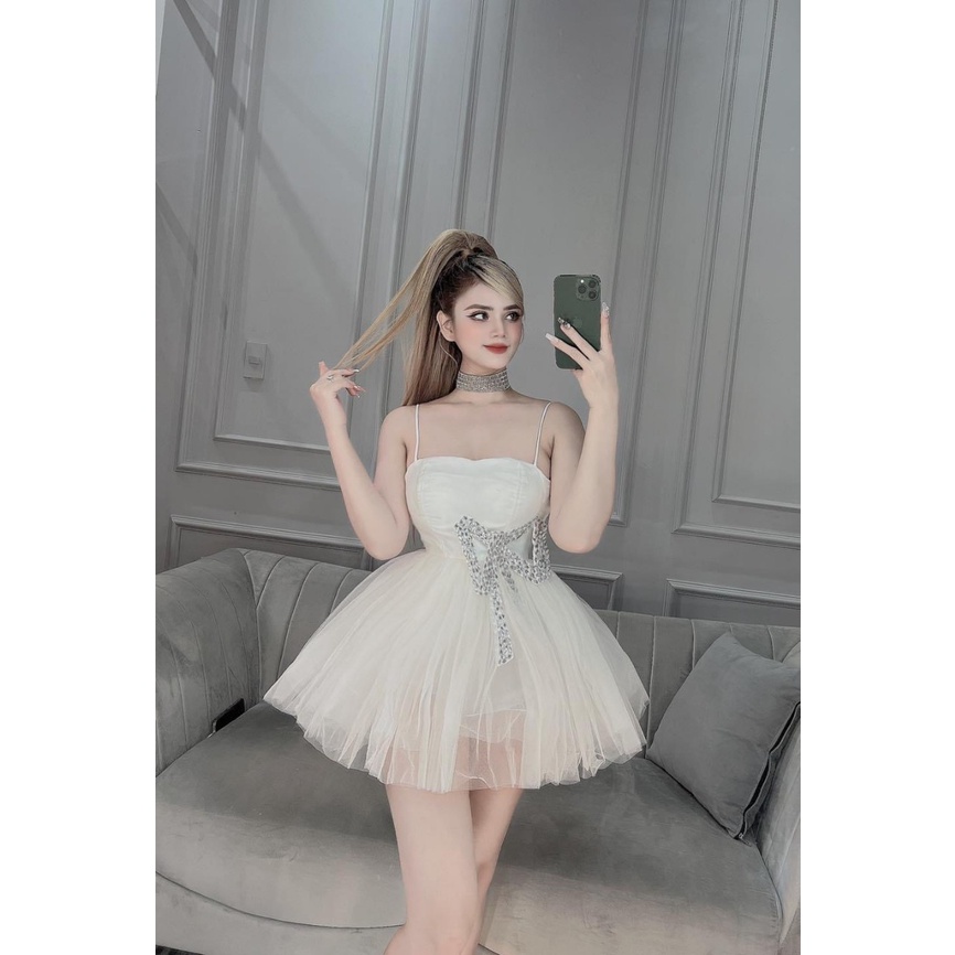 Đầm tiểu thư dáng xòe cá tính thiết kế 2 dây sexy có mút, tà váy xòe 3 lớp mix nơ kim sa siêu đỉnh