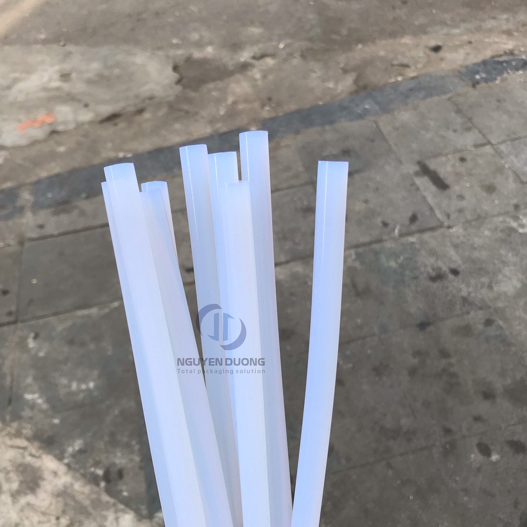 01 Cây Keo nến đường kính 7mm và 11mm