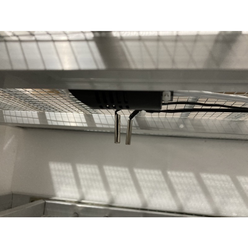 Thùng máy ấp trứng tự động Ánh Dương X108 - 108 trứng