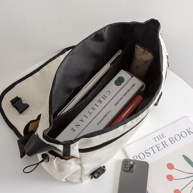 Túi đeo chéo Laini kèm móc khóa order chính hãng Hàn Quốc