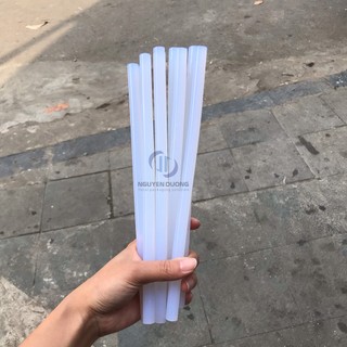 01 cây keo nến đường kính 7mm và 11mm