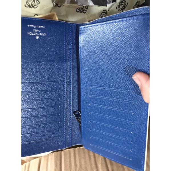 Ví họa tiết  loang màu lv