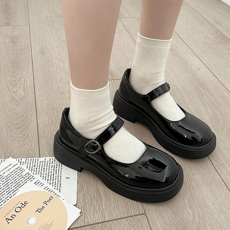 Giày nữ đế 3p, giày búp bê 2 màu trắng đen, giày lolita quai ngang xinh xắn