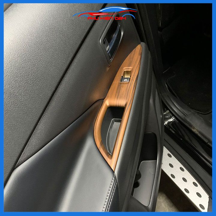 Ốp nội thất Outlander 2015-2016-2017 vân gỗ bảo vệ chống trầy xước và làm đẹp xe