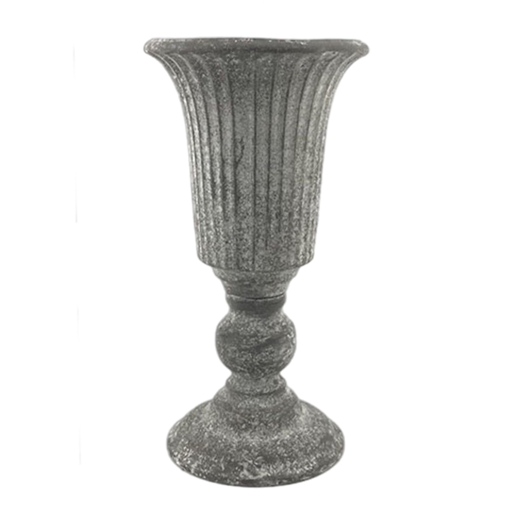 Chậu hoa bằng kim loại hình dạng ly rượu thủy tinh trang trí nhà cửa