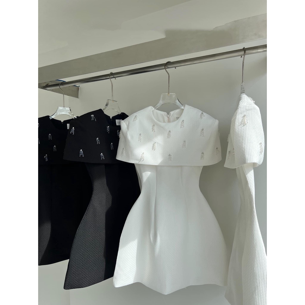 Đầm dự tiệc cổ tròn đính đá chất xốp sang chãnh-PASSION dress | BigBuy360 - bigbuy360.vn