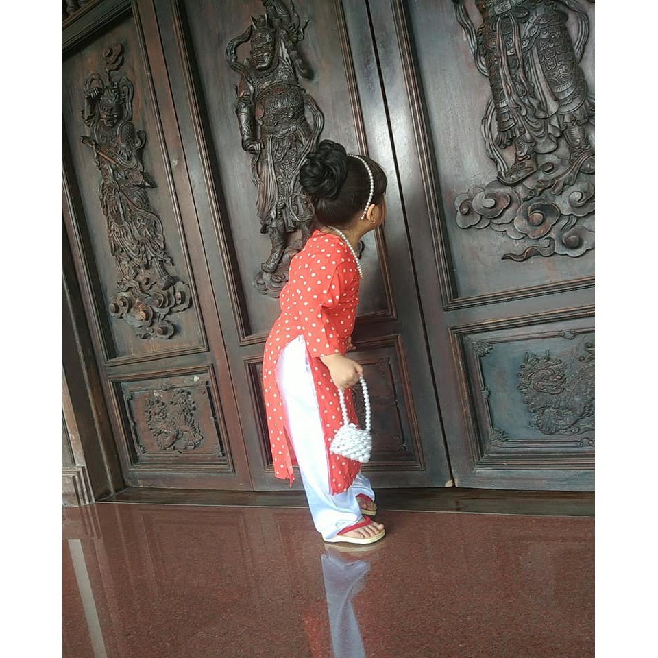 Bộ Áo Dài Chấm Bi Cho Bé Gái·