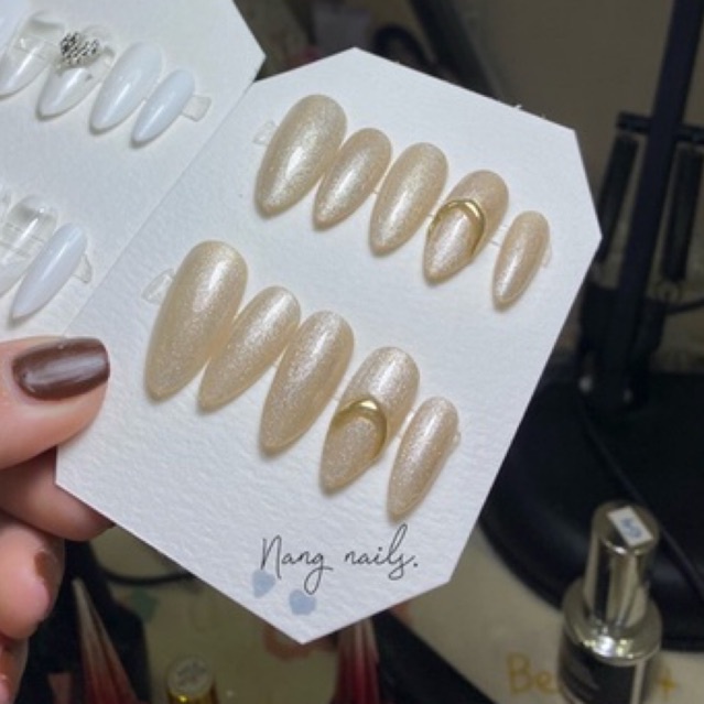Nails xinh - Nails Tết, móng úp thiết kế nhẹ nhàng sang trọng