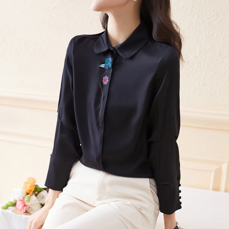 Áo Sơ Mi Lụa Satin Cao Cấp Tay Dài Cổ Búp Bê Thêu Họa Tiết Thời Trang Mùa Xuân 2023 Cho Nữ