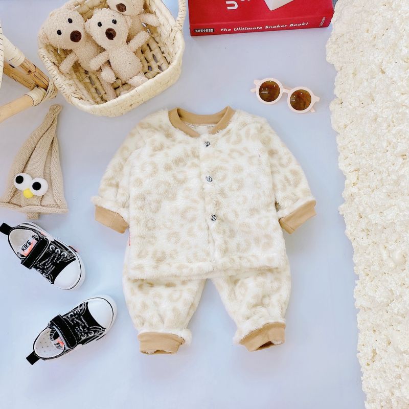 Bộ Quần Áo Lông Tuyết Cổ Tàu Mềm Ấm Cho Bé 3-10kg / Nhiều Màu
