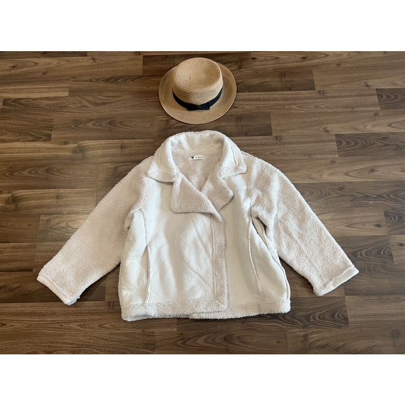 Áo da lộn lót lông cừu