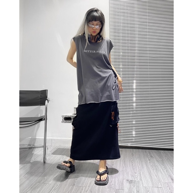 𝐎𝐯𝐞𝐫𝐬𝐢𝐳𝐞 𝐭𝐚𝐧𝐤 𝐭𝐨𝐩 - BITTER PILLS