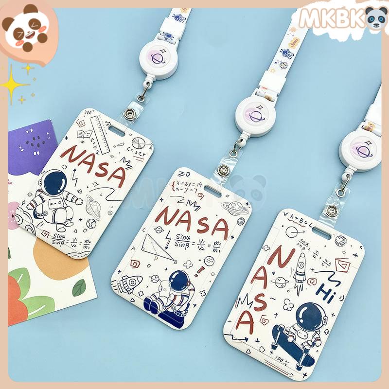 🐼 MKBK 🐼 Dây đeo bảng tên Thẻ tên Thẻ đeo tên dây đeo thẻ co rút phi hành gia trên nền trắng dễ thương dây rút thẻ thẻ đeo học sinh bao đựng thẻ sinh viên văn phòng phẩm giá sỉ