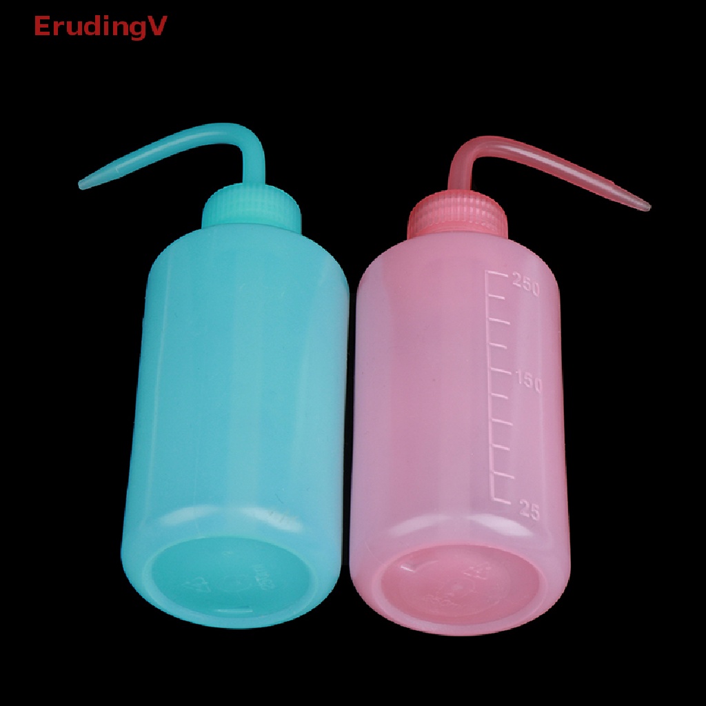 1 Bình Đựng Xà Phòng Dạng Bóp Bằng Nhựa Màu Trắng Xanh Lá Trong Suốt