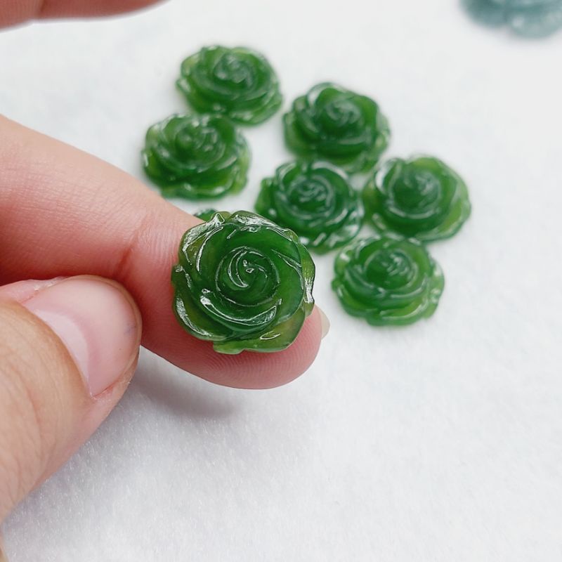 Mặt hoa mẫu đơn chất liệu bích xanh thiên nhiên làm mặt nhẫn, mặt dây chuyền, mặt bông tai MYANGEM