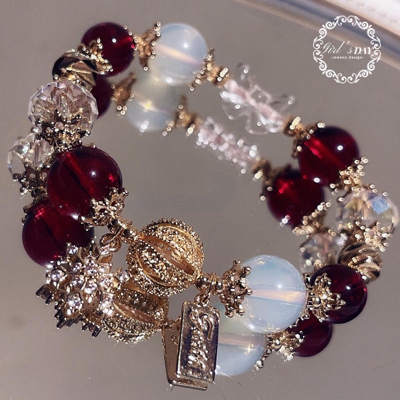 Vòng Đeo Tay Mặt Hoa Tuyết Đính Đá Opal Màu Trắng / Đỏ Phong Cách Giáng Sinh Cho Nữ