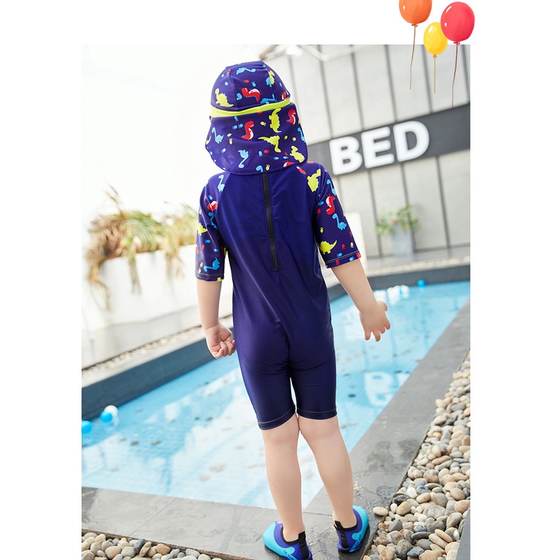 Nón bơi che nắng cho bé đi biển