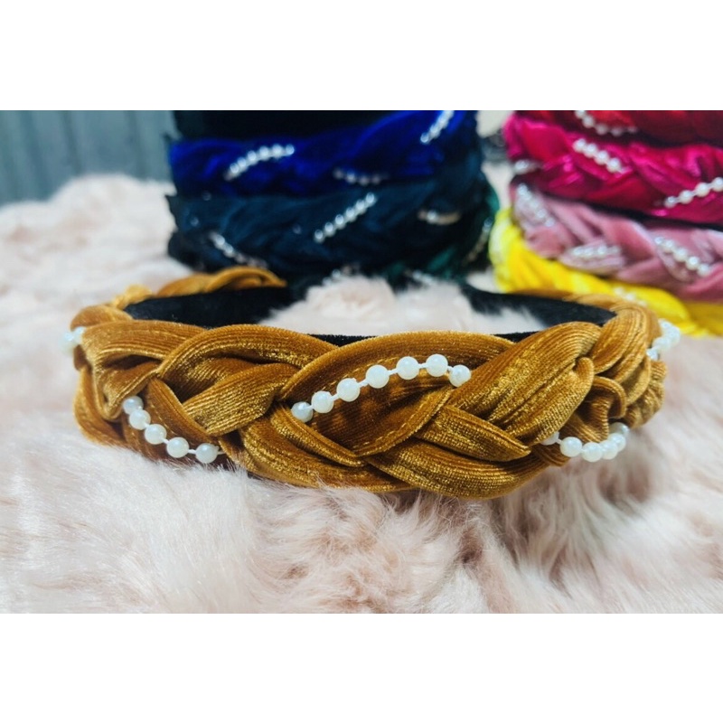 Bờm nhưng Tết dây ngọc