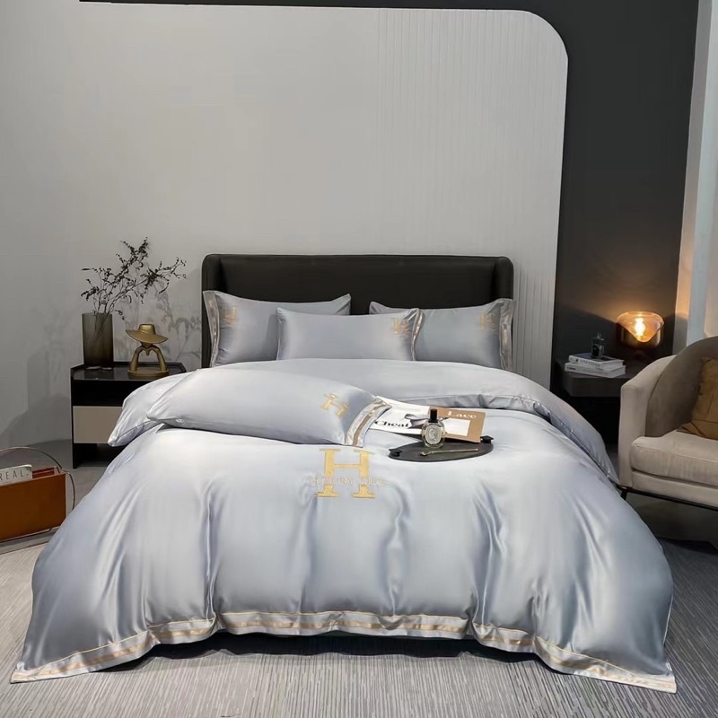 Bộ Chăn Ga Gối Lụa Thêu Chữ H LUXURY lIFE Siêu Cấp nhập khẩu