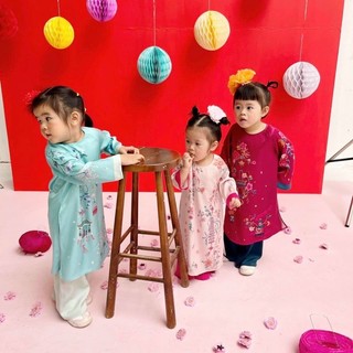 Áo dài Tứ Linh mẹ và bé