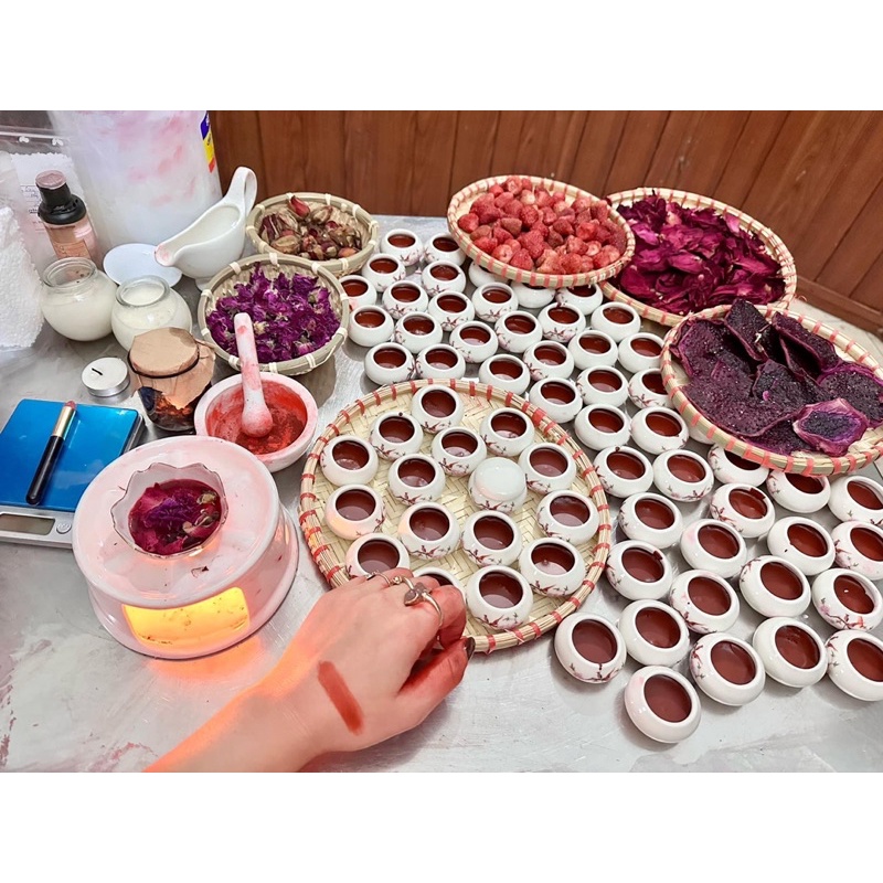 Son handmade Thiên Mộc Trang 100% thiên nhiên an toàn tặng kèm cọ