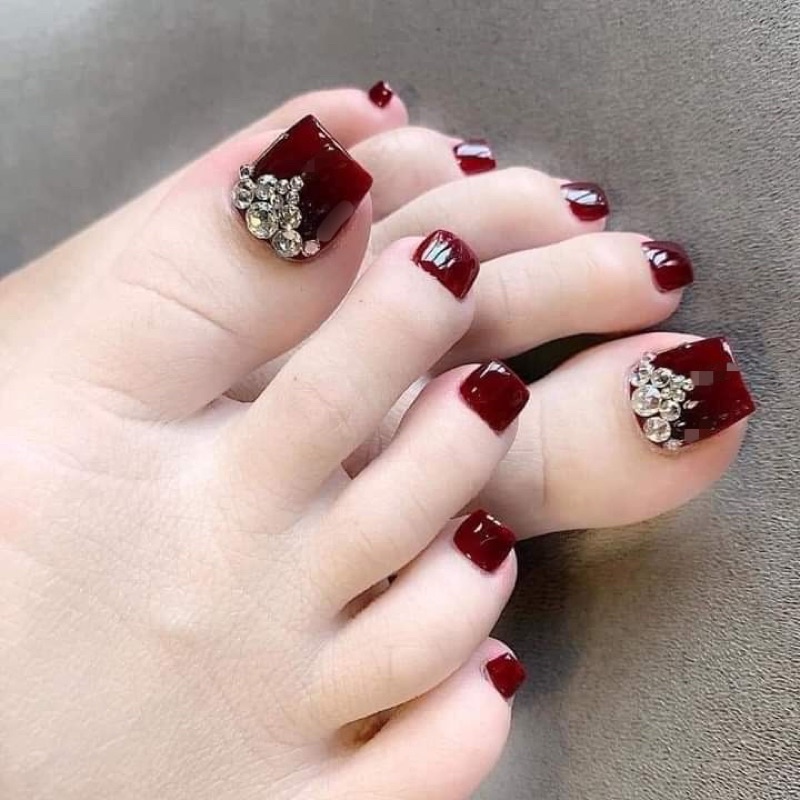 Móng úp chân giả,màu đỏ,gắn đá,kèm keo