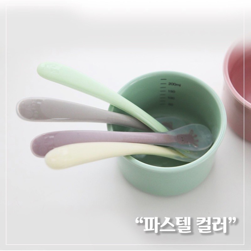 Thìa ăn dặm silicon Bluemama kèm hộp đựng cho bé từ 6m+