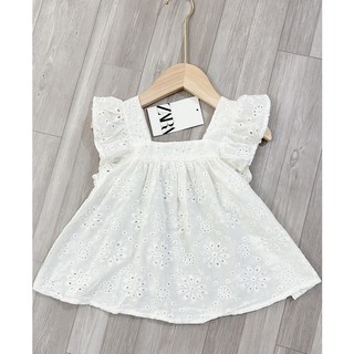 Áo Zara đục lỗ bé gái